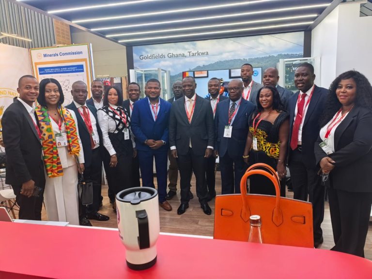 Mining Indaba: Hon.Minister visits the exhibition session